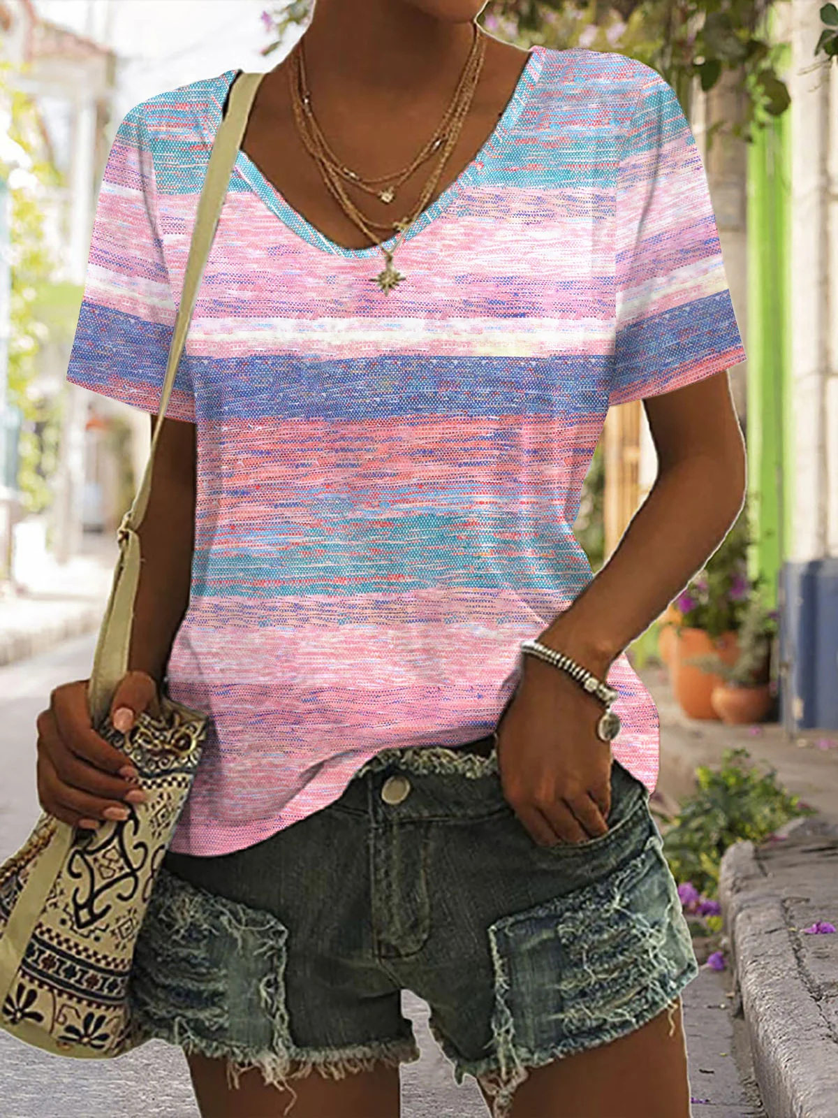 Women's Print V Neck T-shirt